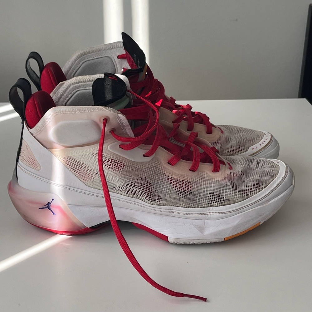 Jordan Athletic Shoes Red White Green